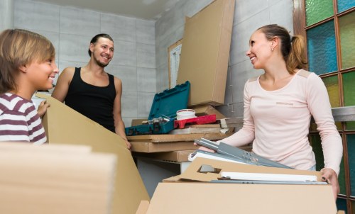 Local moving team planning removal truck hire in Addiscombe