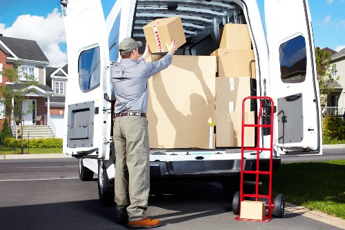 Free quote discussion for a move near a busy Addiscombe street